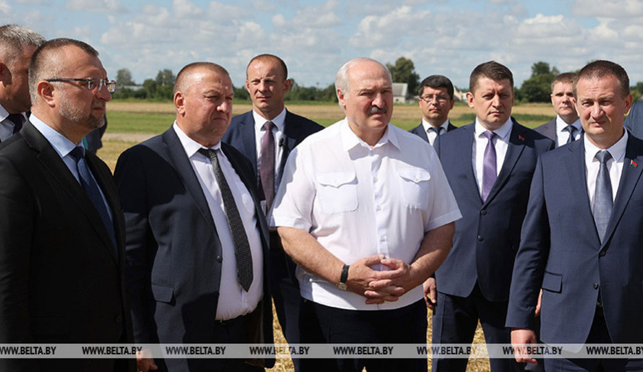 Лукашенко жестко ответил тем, кто недоволен сдерживанием цен на продукты
