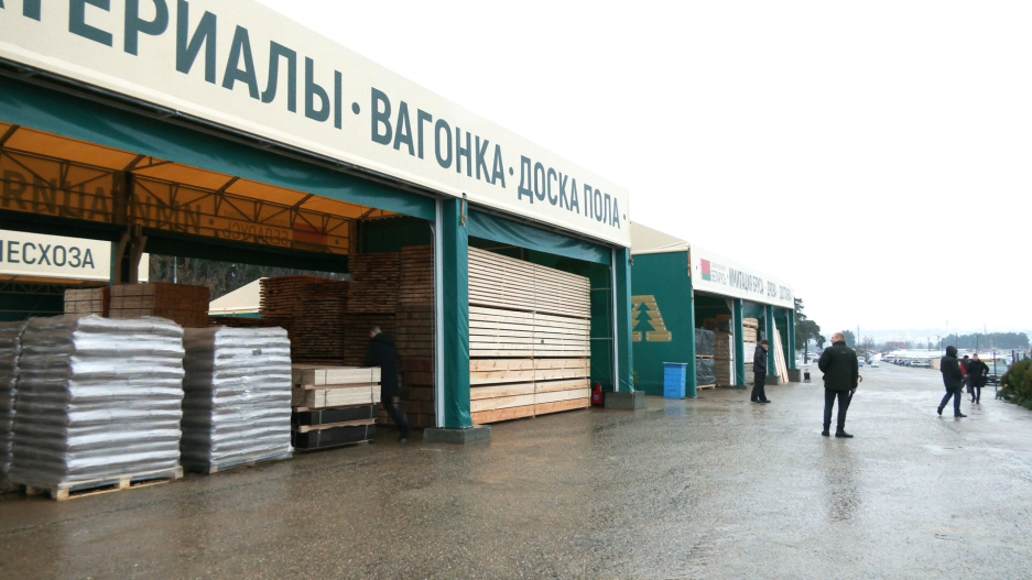 Белорусские лесхозы откроют 7 магазинов в первом полугодии
