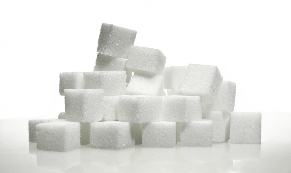 Сахарные заводы страны приступили к переработке свежей свеклы - сколько сахара получим?