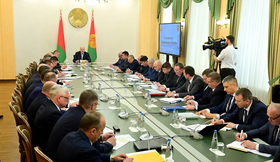 Какие поручения даны по итогам разговора Лукашенко в Гродно