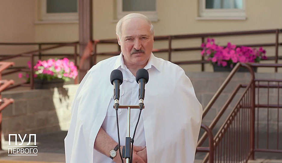 А. Лукашенко - Киеву: Раз Украина закрыла нам пролет, то мы из Украины не будем просто принимать самолеты