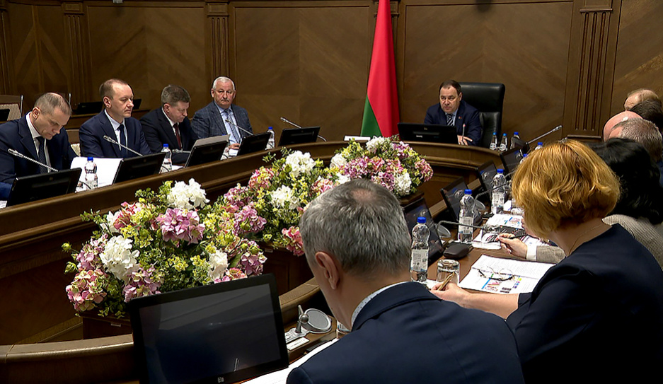 Беларусь  примет участие в масштабном форуме в Екатеринбурге  - детали обсудили в правительстве