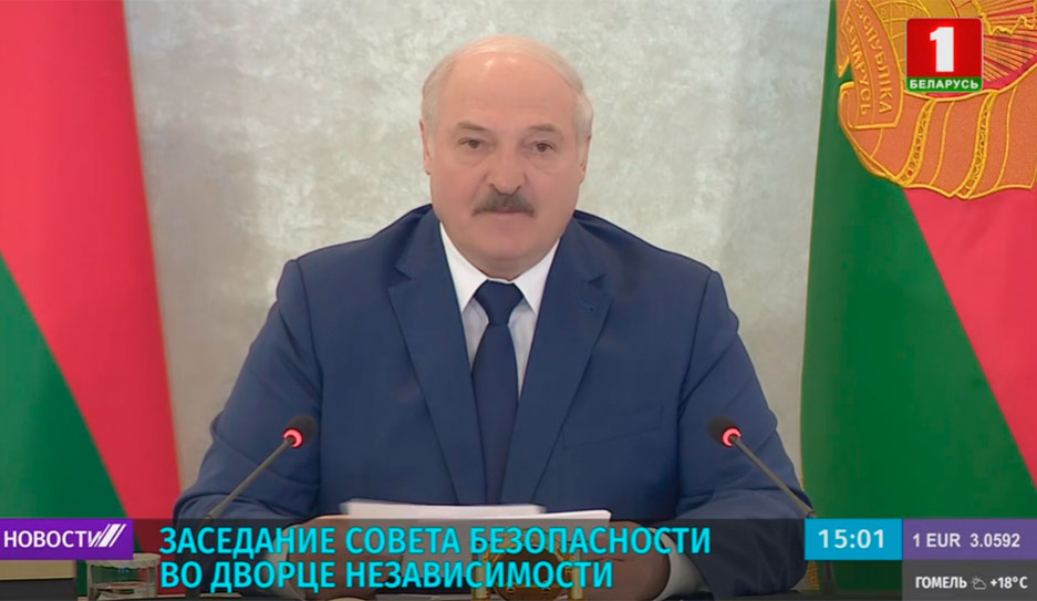 А. Лукашенко раскрыл суть декрета О защите суверенитета и конституционного строя