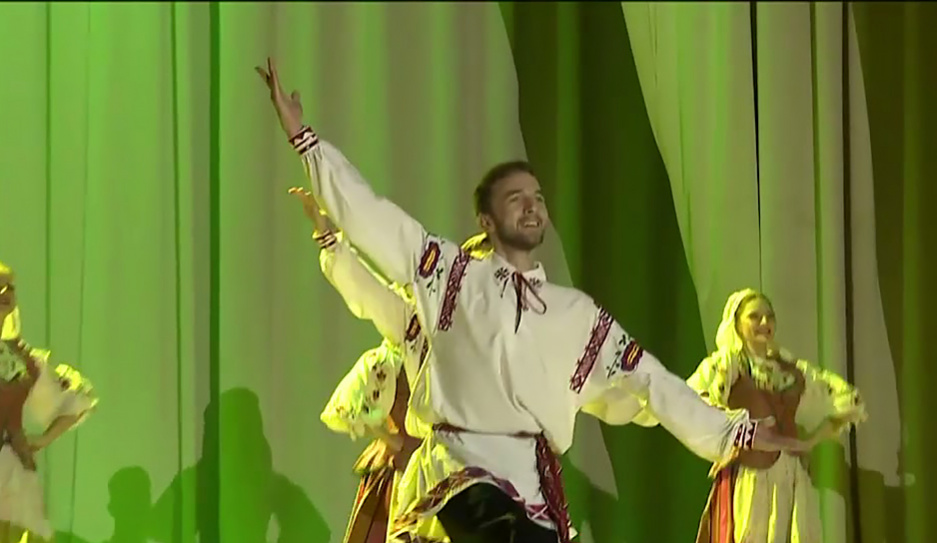 Старейший танцевальный коллектив Беларуси Крыжачок открыл 78-й сезон