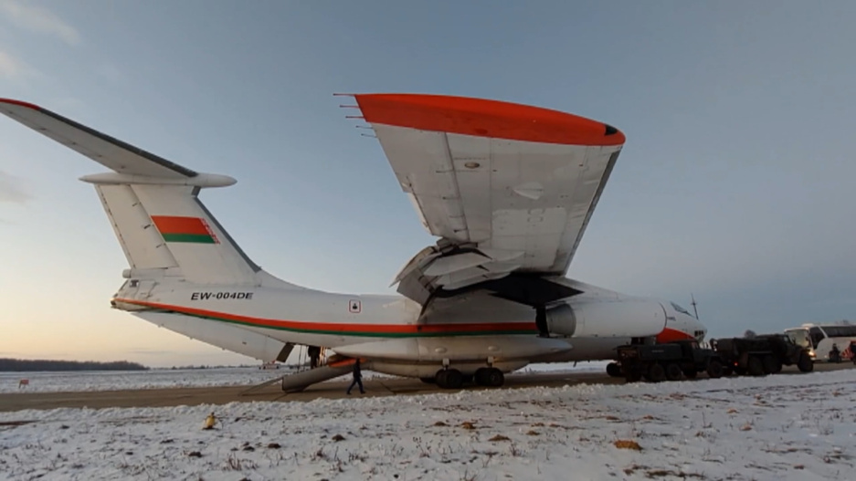 Военный Ил-76 с белорусскими спасателями отправляется в Турцию