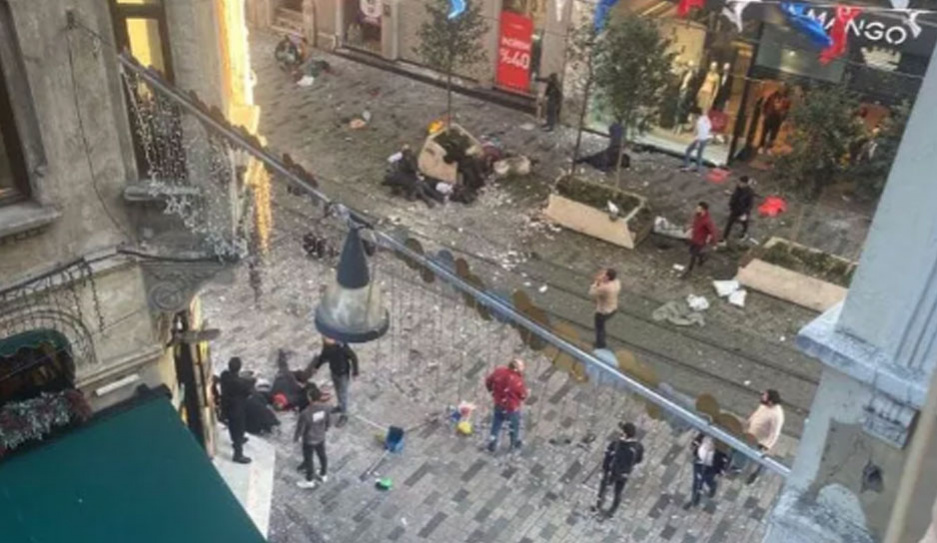 В центре Стамбула произошел взрыв, есть погибшие и раненые
