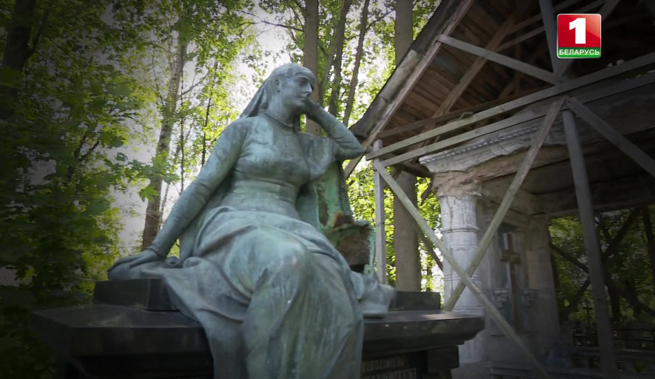 Польша должна была бы оказать помощь - как белорусы спасают памятники на Польском кладбище в Могилеве