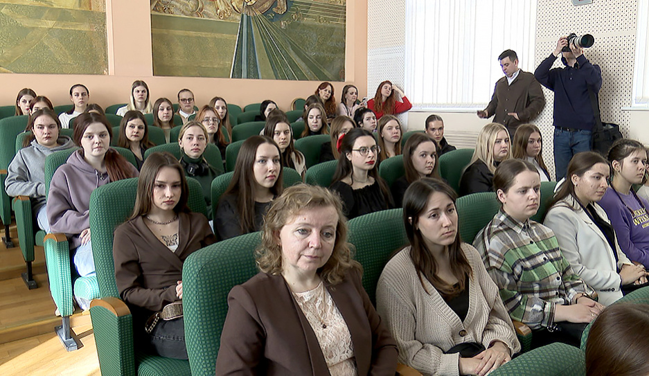 Белорусский союз женщин  дал старт акции Быть мамой круто!