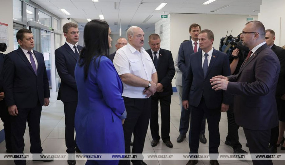 Наталья Эйсмонт о спонтанно возникшем мероприятии в графике Лукашенко: Президент отреагировал на сигналы о дефиците, но, приехав, проблем не увидел