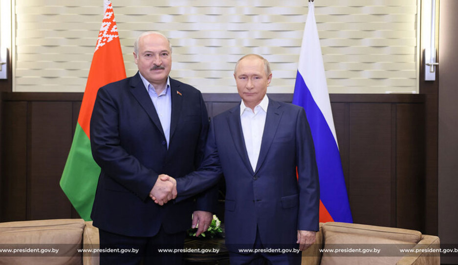 Мы готовы к мирному взаимодействию, но унижения не потерпим - президенты Беларуси и России обсудили международную повестку 