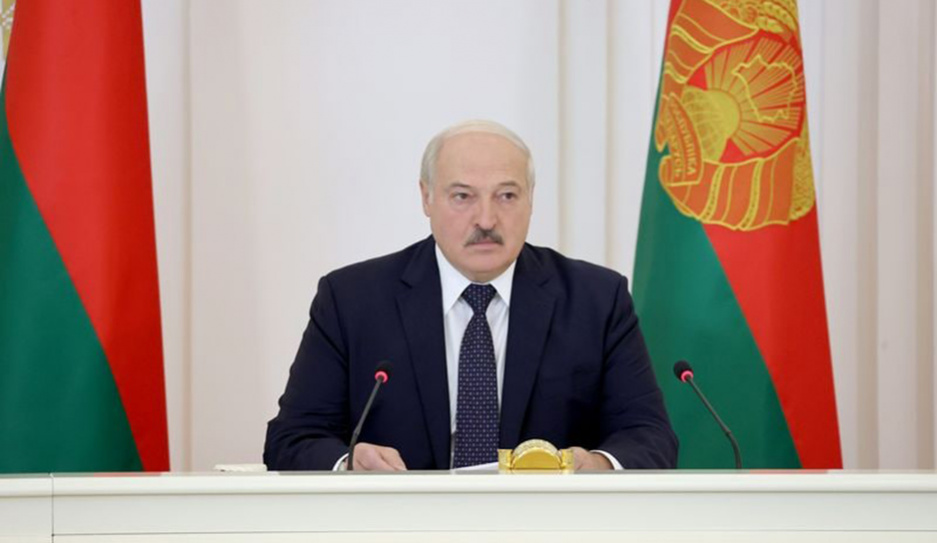 Лукашенко потребовал модернизировать организации Белхудожпромыслов