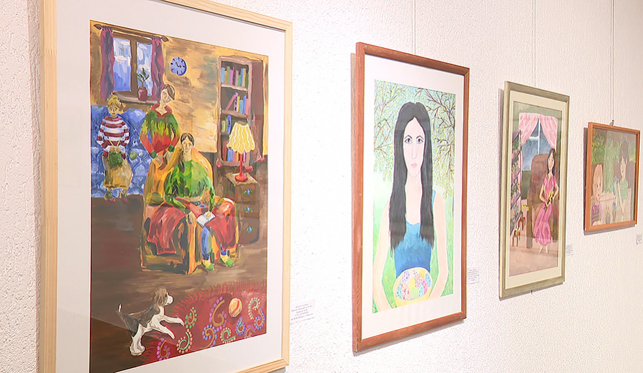 Выставка ко Дню женщин открылась в галерее Университет культуры 