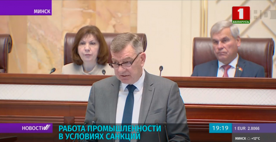 Ю. Назаров: Проект указа о создании госкорпорации сельскохозяйственного машиностроения будет внесен в правительство до 1 ноября